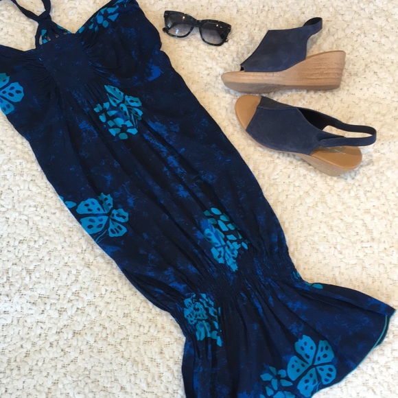 Hawaiian Print Halter Dress or Top w/Smocked Back - Picture 5 of 16